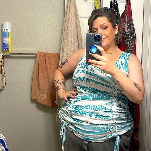 Caren Sport Sleeveless Plus Tank Top - Picture 2 of 2